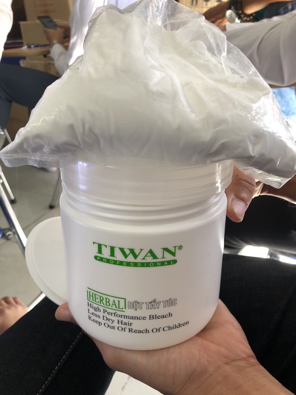 Bột Tẩy Tóc Trắng Mịn Tiwan 500gram