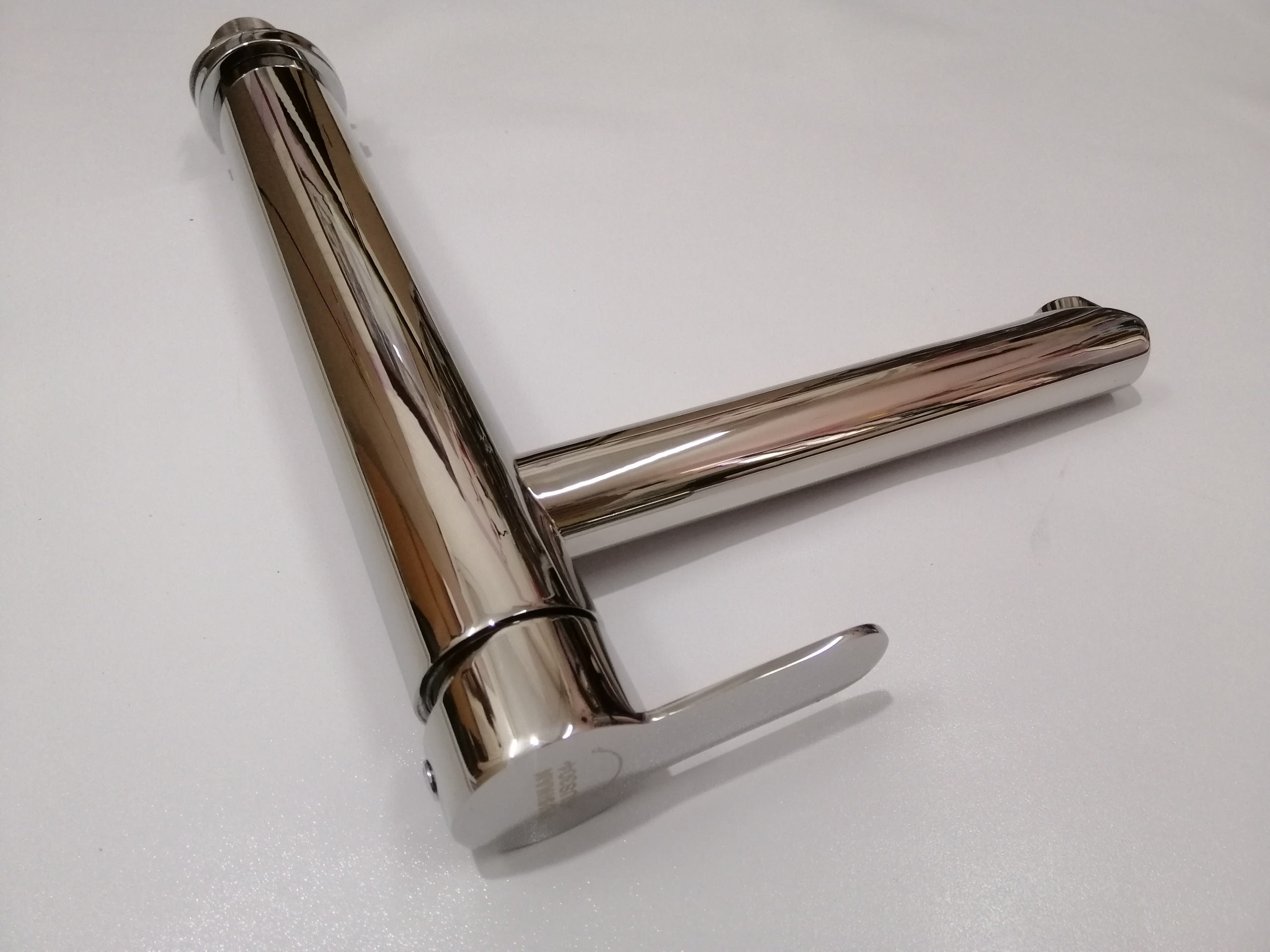Vòi lavabo nóng lạnh cao 30cm