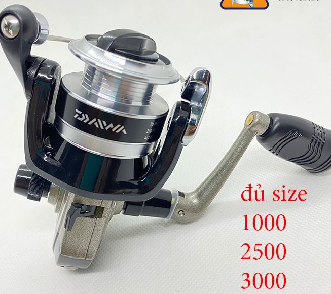 Máy câu cá đứng DAIWA Strike Force size 1000 , 2500, 4000 chính hãng, máy câu cá full pen ( Đồ Câu Biển Xanh )