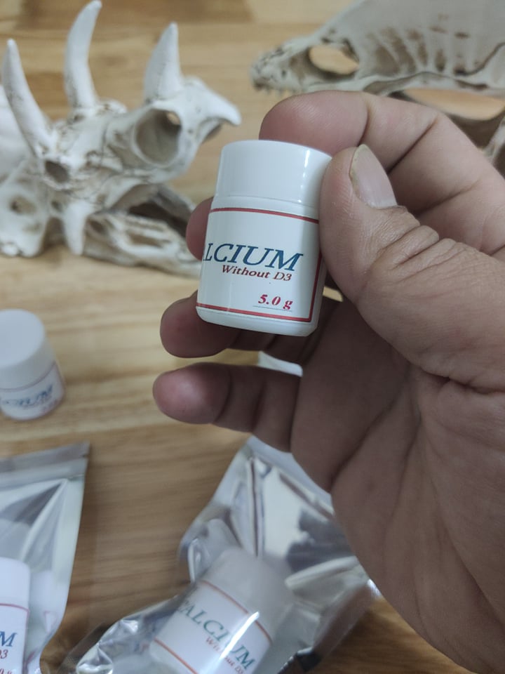 Canxi d3 hay ko d3 cho bò sát (chiết từ hãng zôo med )
