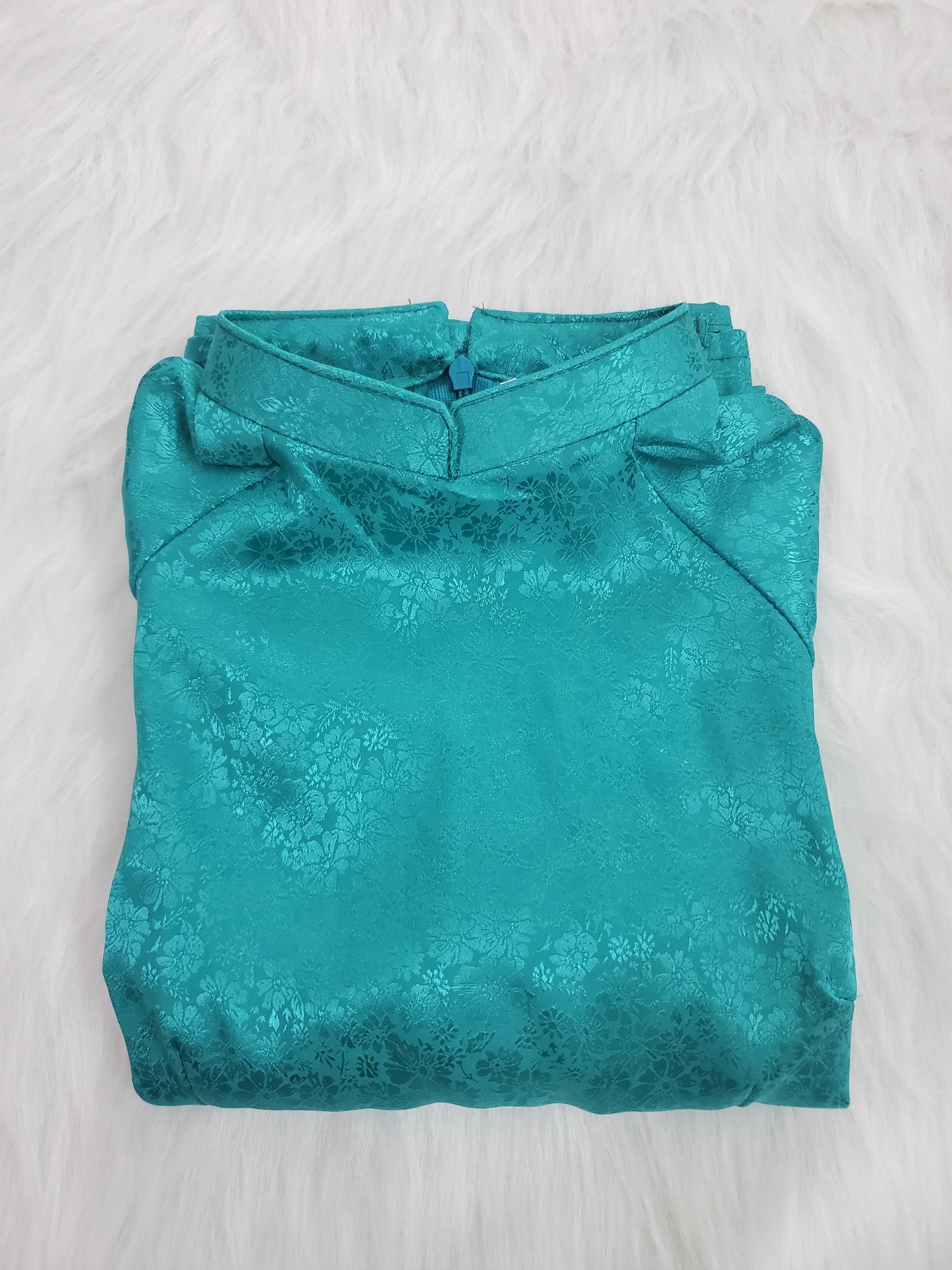 Áo dài gấm tơ truyền thống đủ size (chỉ áo)