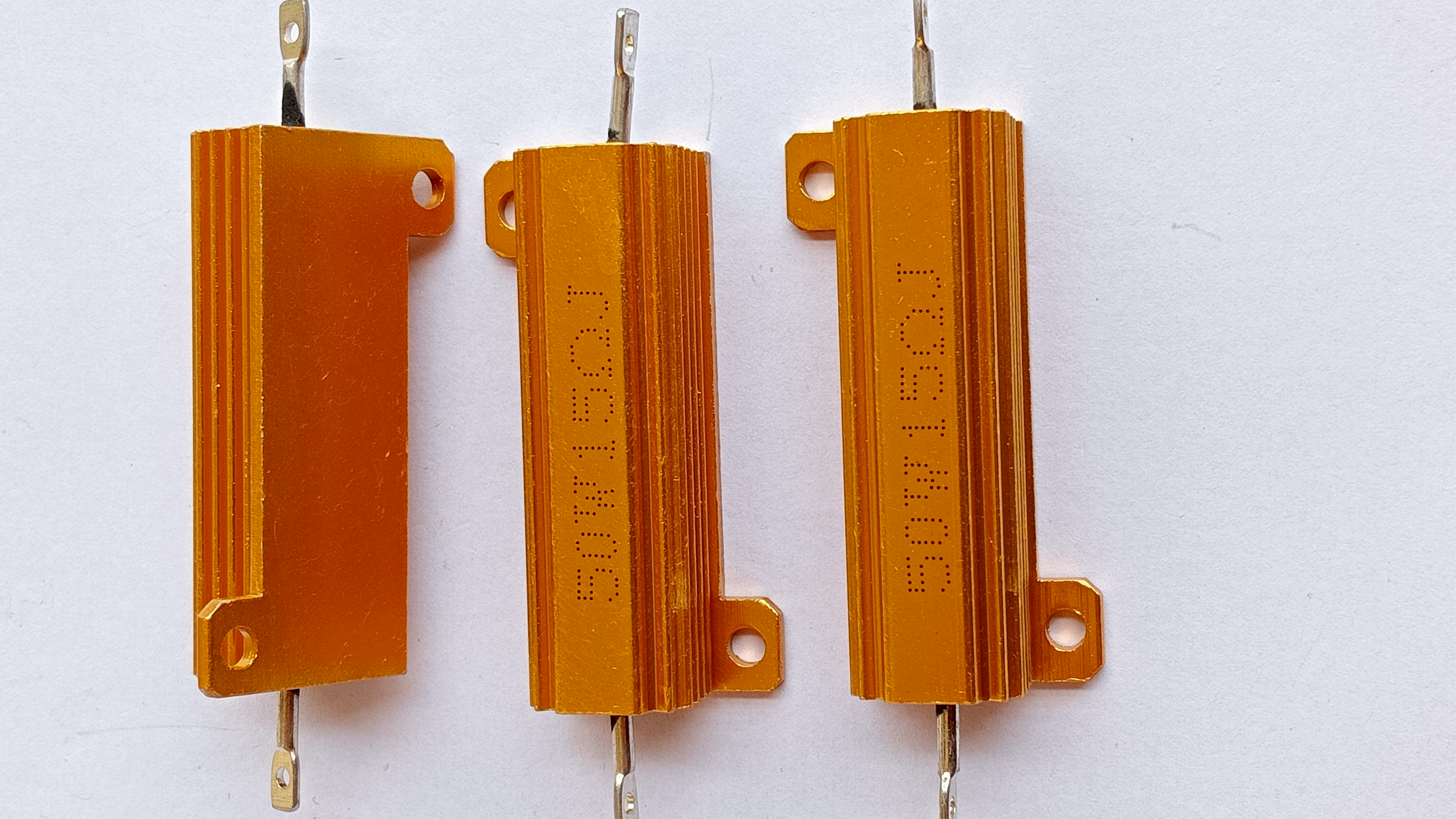 Trở nhôm 50w - 15 Ohm