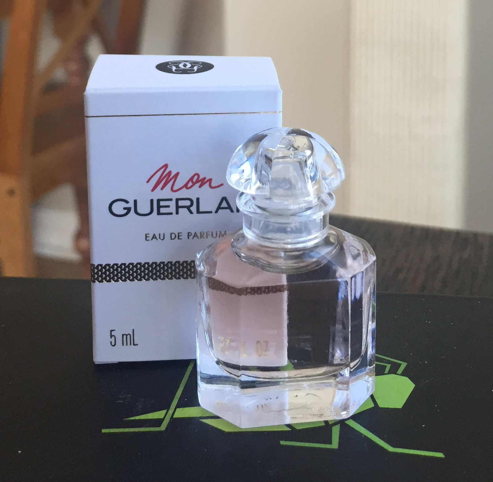 Nước hoa nữ Guerlain Mon Guerlain Florale Eau De Parfum 5ml