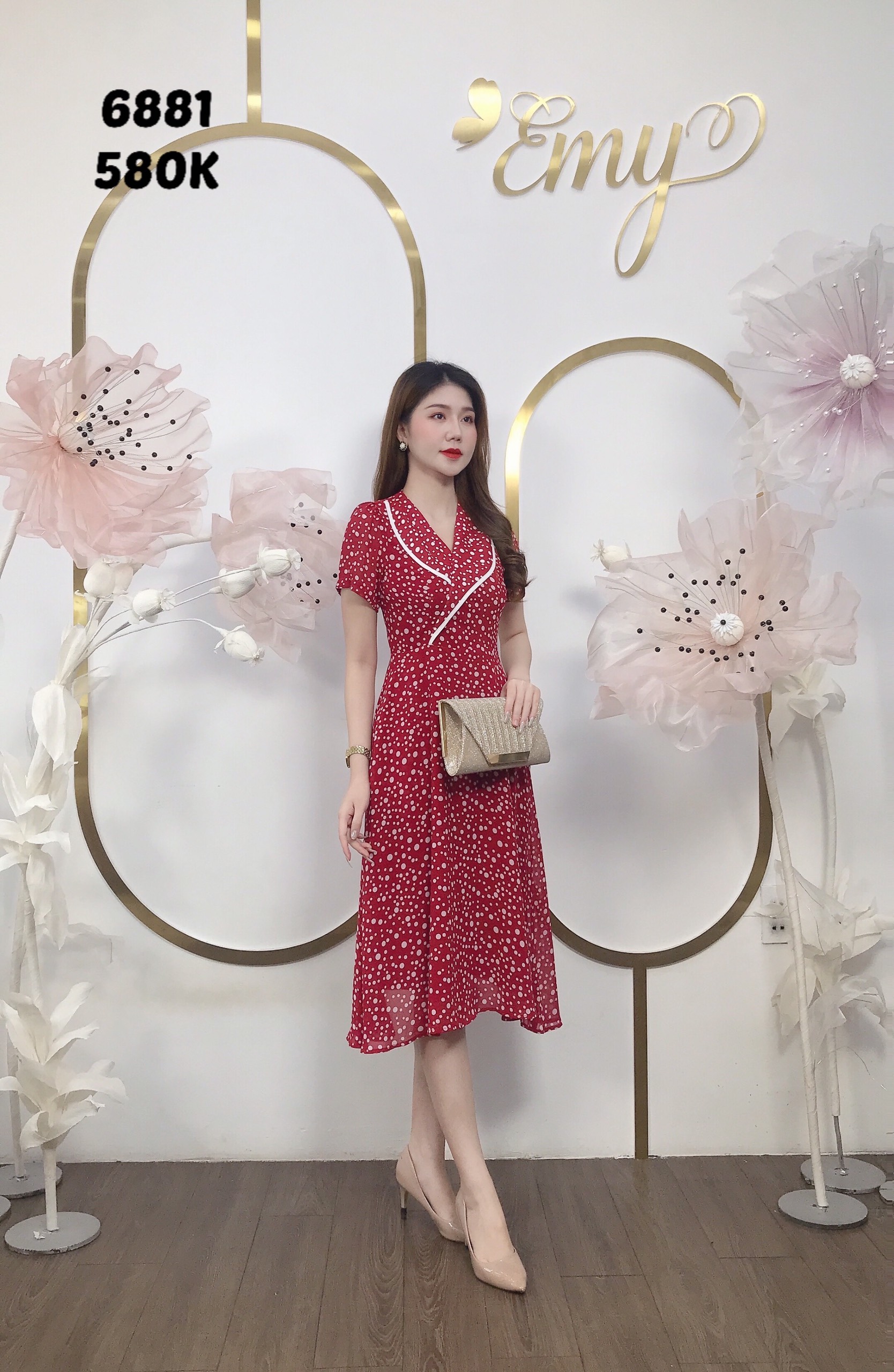 Đầm EMY EM6881 Xoè Đỏ Chấm Bi