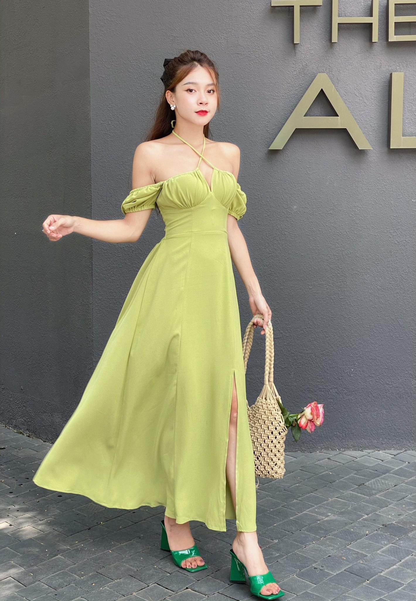 Đầm maxxi cổ yếm tay cột nơ có mút lụa nhung đi biển dự tiệc T889a