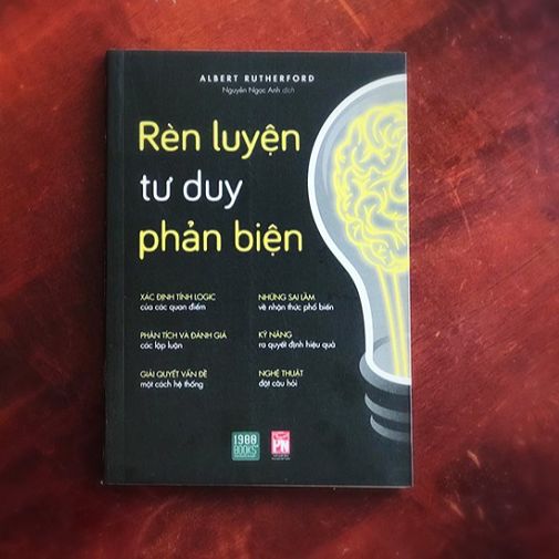 Sách Rèn Luyện Tư Duy Phản Biện + Tặng Bookmark