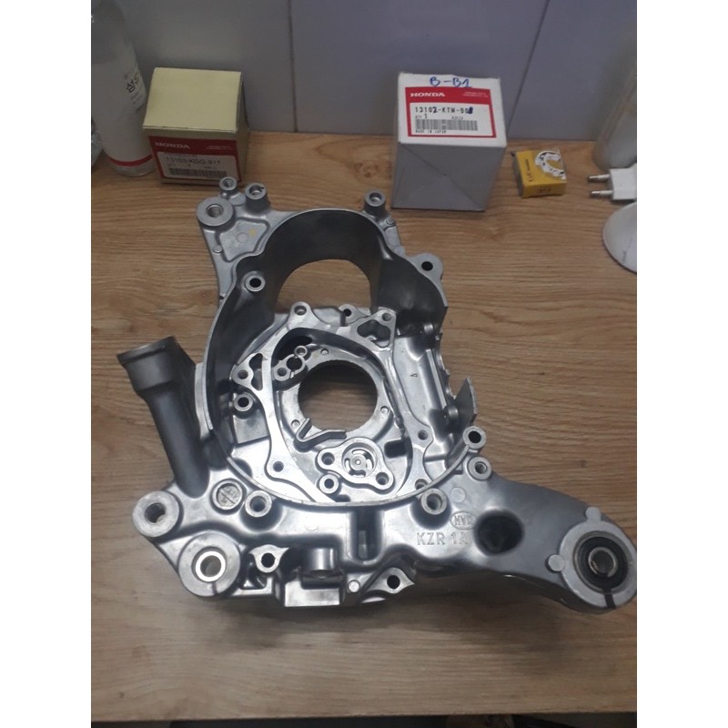 Lốc máy phải ab , pcx , shmode , shvn , ckick , vario 125