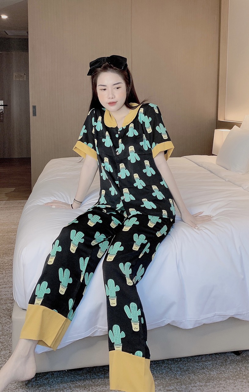 Bộ cộc tay quần dài lụa Mango cao cấp cổ sen