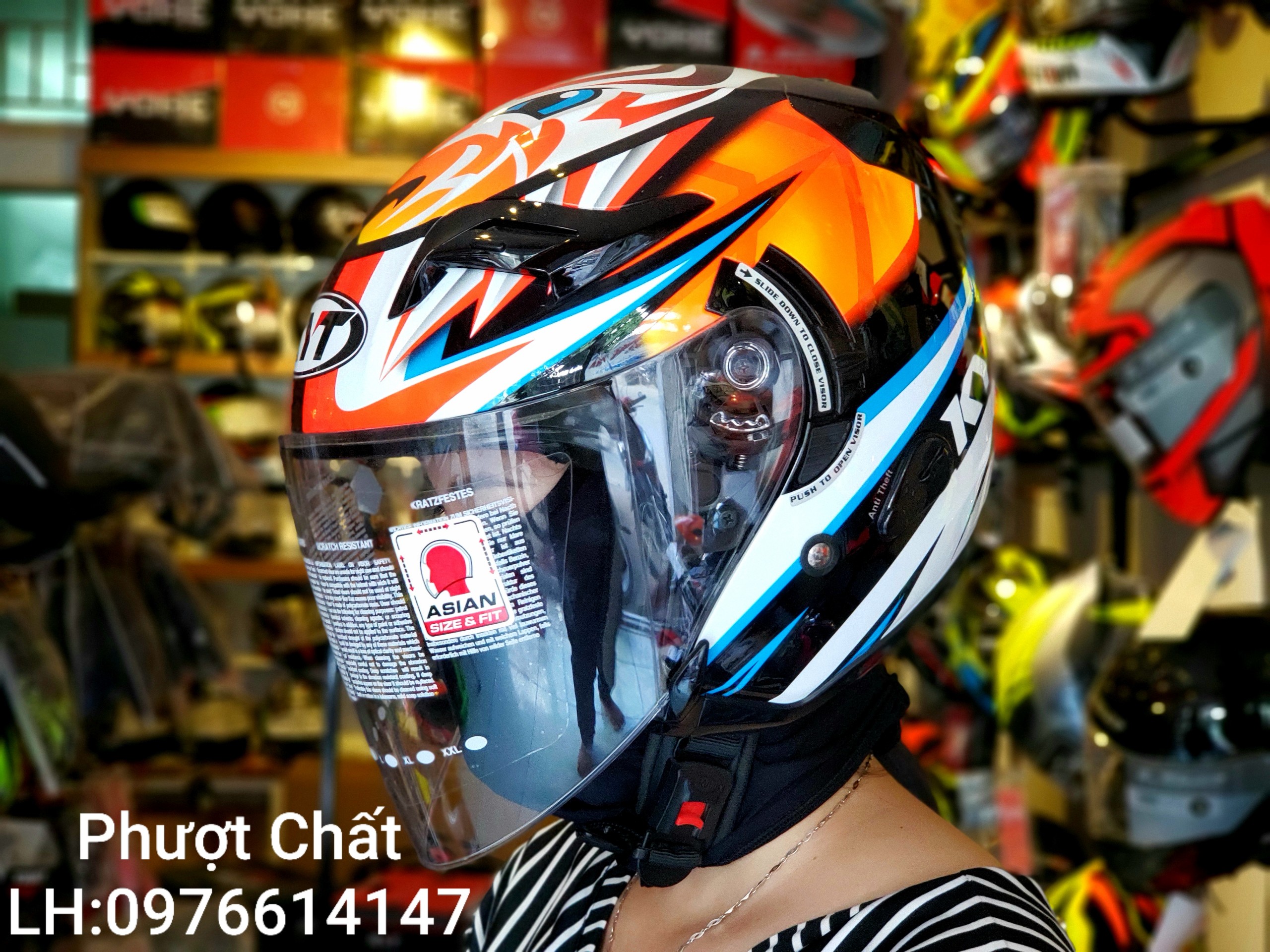 Nón bảo hiểm 3/4 2 kính KYT tem con hổ