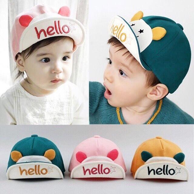 Mũ cho bé thêu chữ HELLO