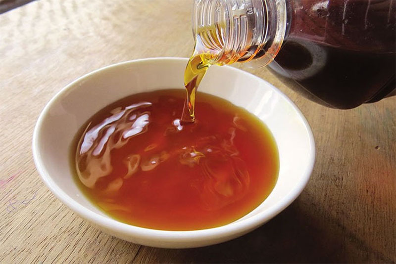 Nước mắm nhĩ Quang Minh
