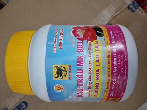 Phân bón lá ĐẦU TRÂU NPK  901  400G