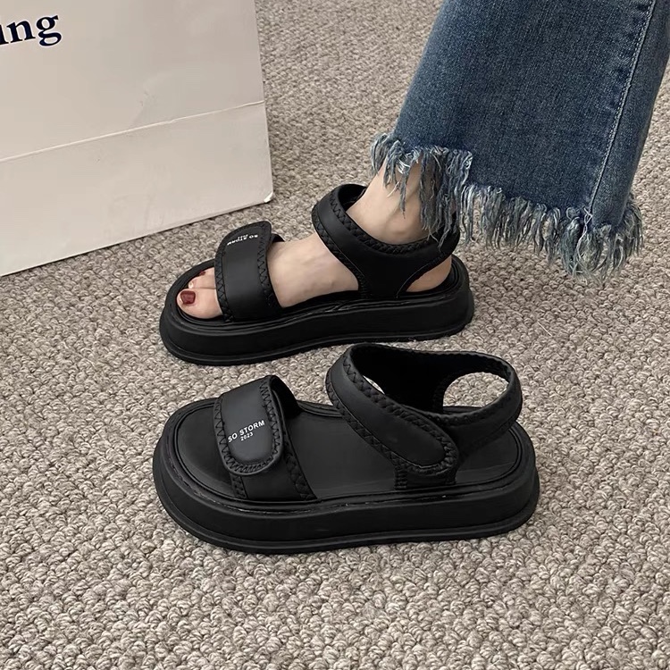 Giày sandal nữ mwc 2447 - giày sandal nữ quai ngang khoá dán chất liệu da êm mềm