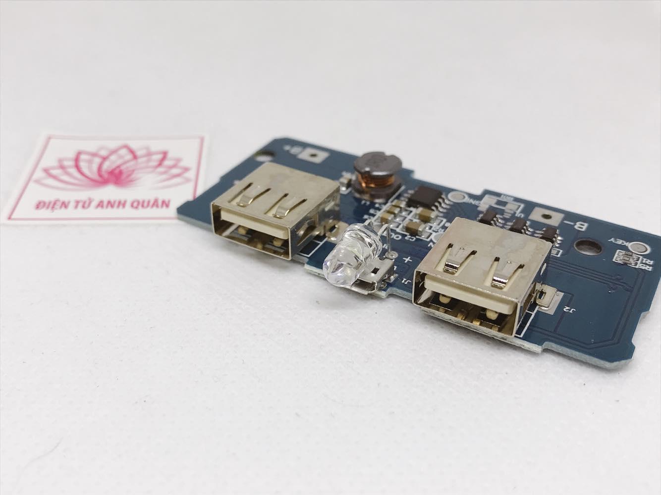 Bộ sạc pin Lithium kết nối USB 18650.
