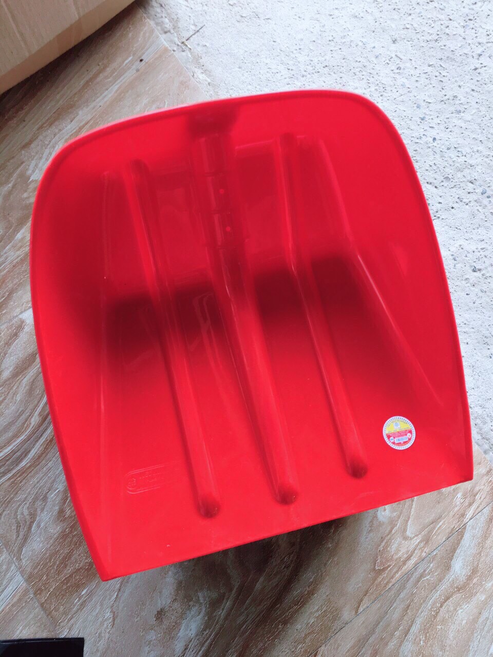 xẻng nhựa cỡ đại dùng cho công nghiệp kích thước 37,5x35.5x15.5 cm