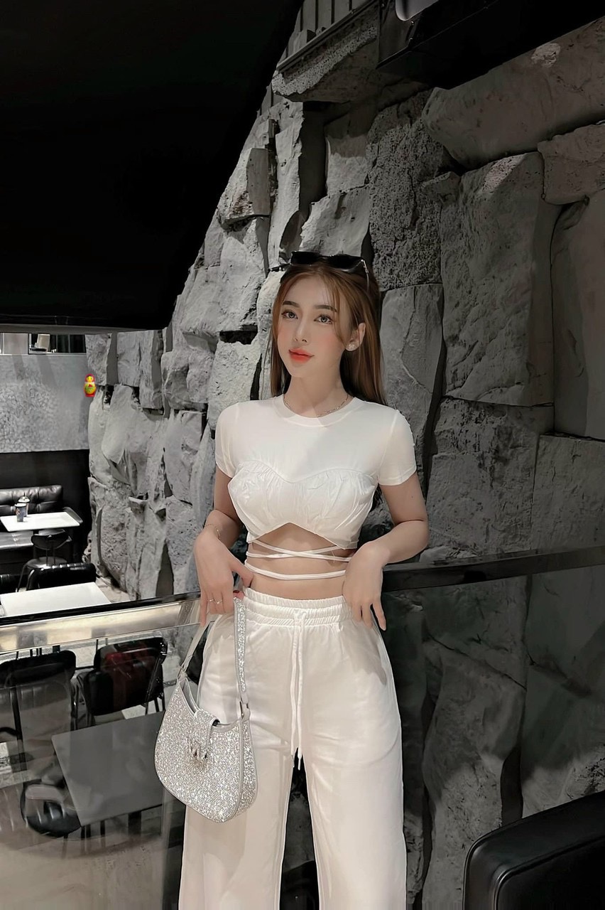 Áo kiểu phối phi bóng tay ngắn croptop cột dây quấn eo cực hot