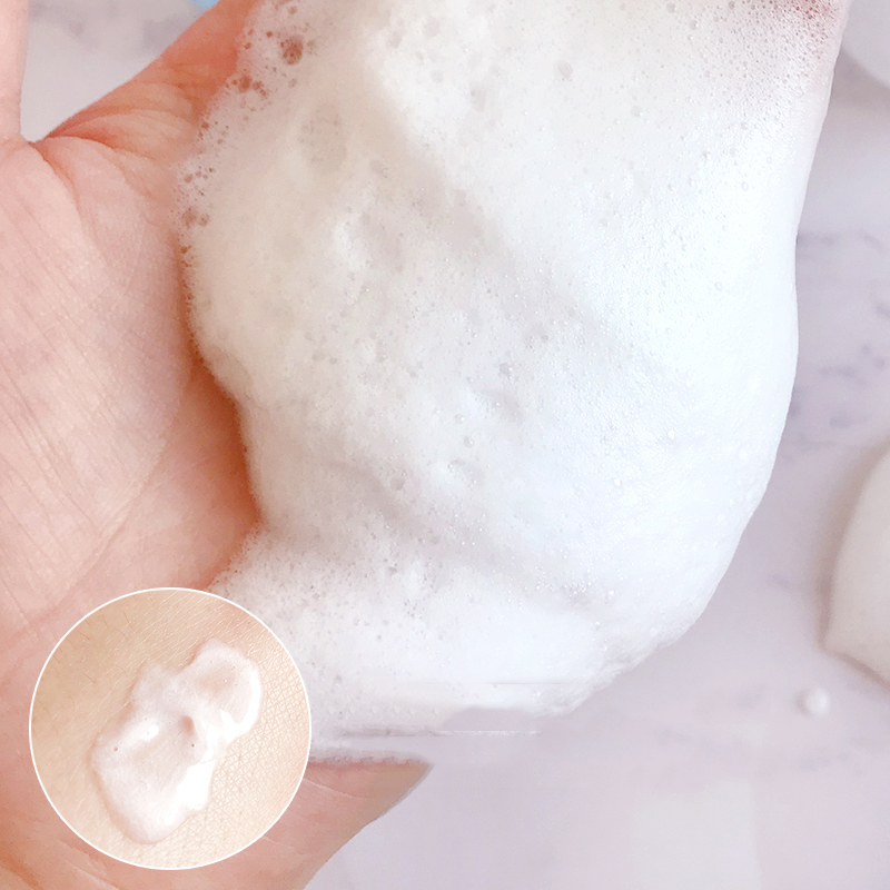 Sữa Rửa Mặt Dưỡng Ẩm Ohui Miracle Moisture Cleansing Foam 40ml