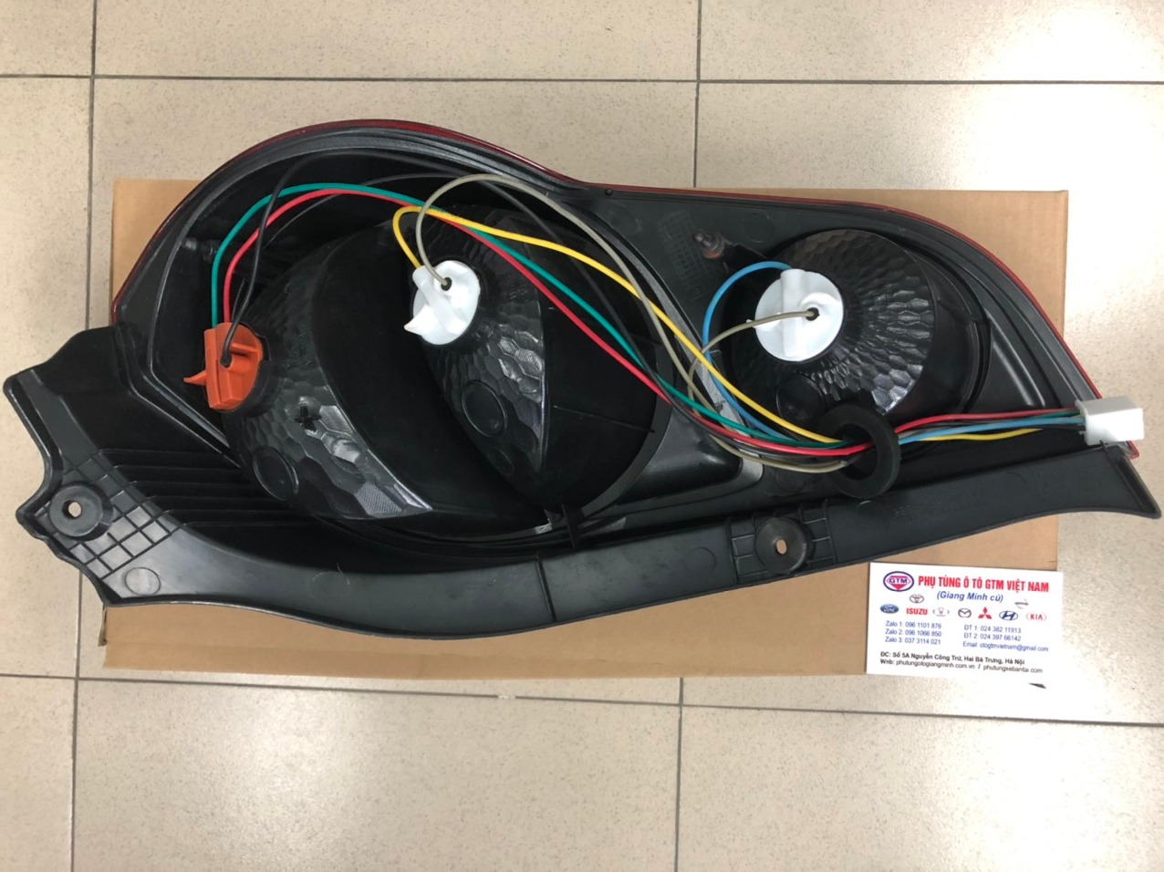 Đèn hậu matiz 4 2 màu