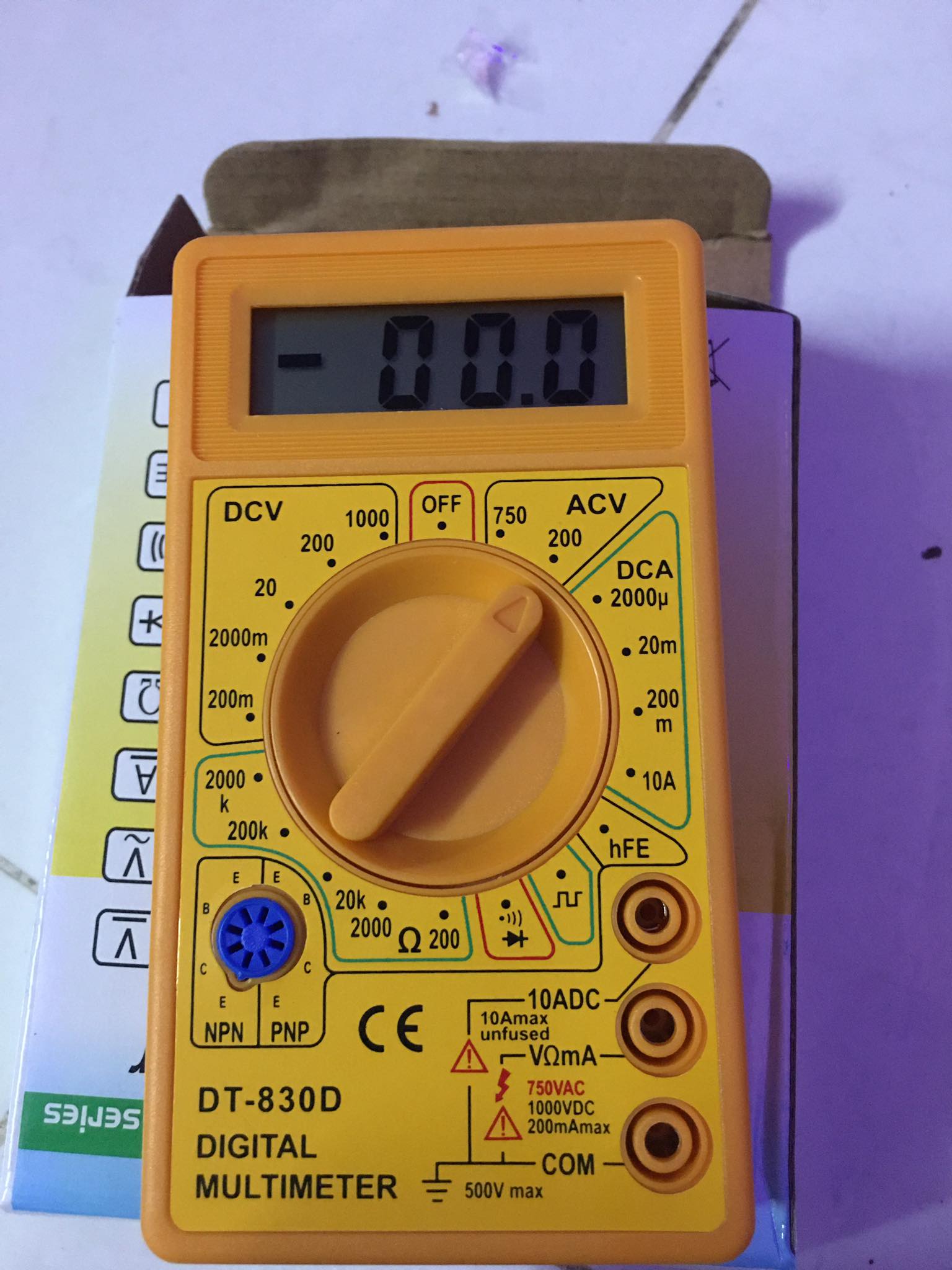 Đồng hồ đo vạn năng cho thợ điện tử DT-830D ( Loa báo thông mạch)