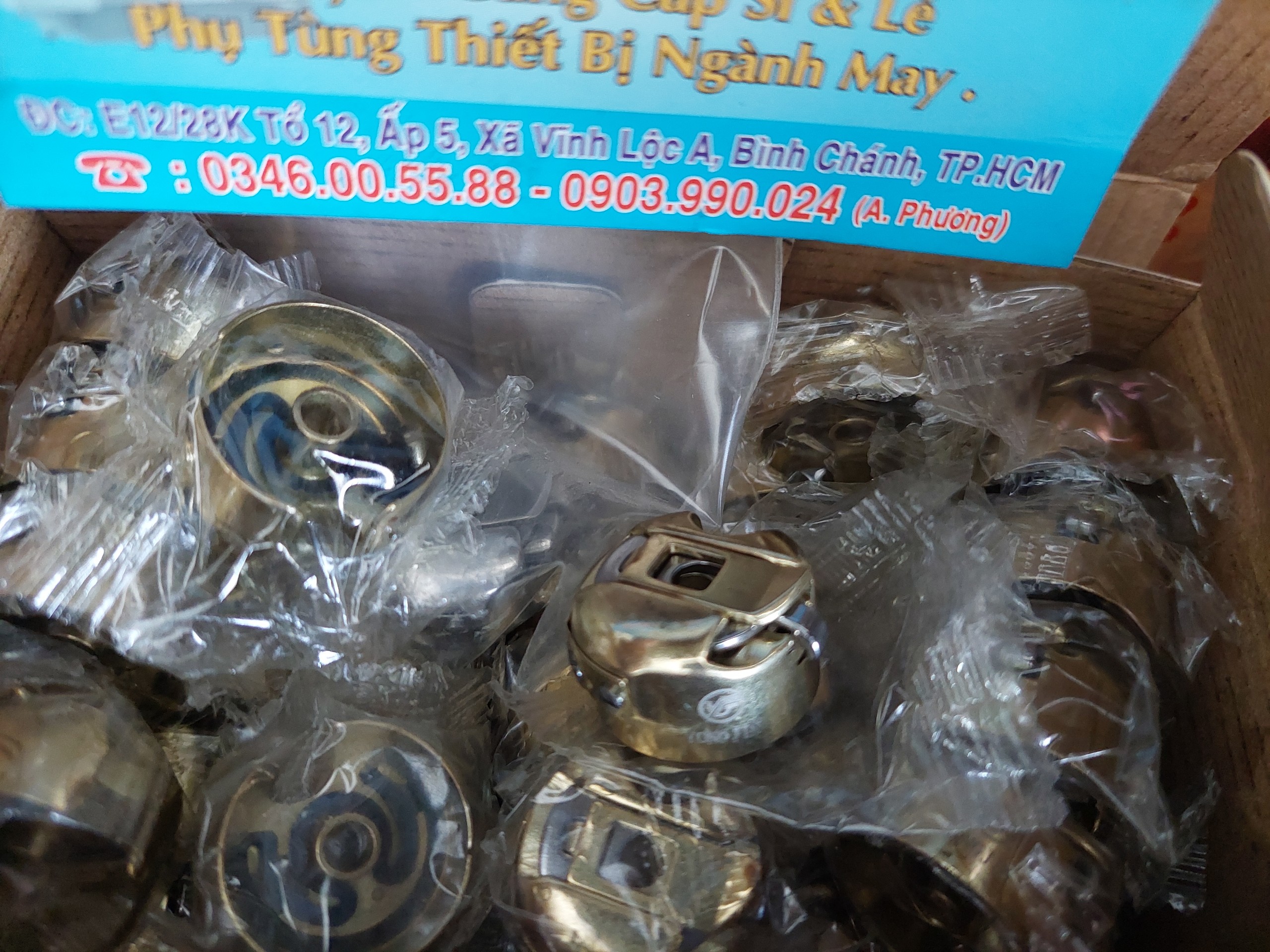 thuyền vàng máy may công nghiệp