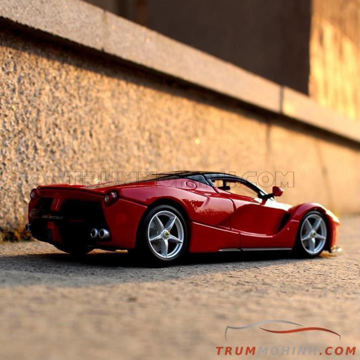 Mô hình xe Ferrari Laferrari 1:24 Bburago