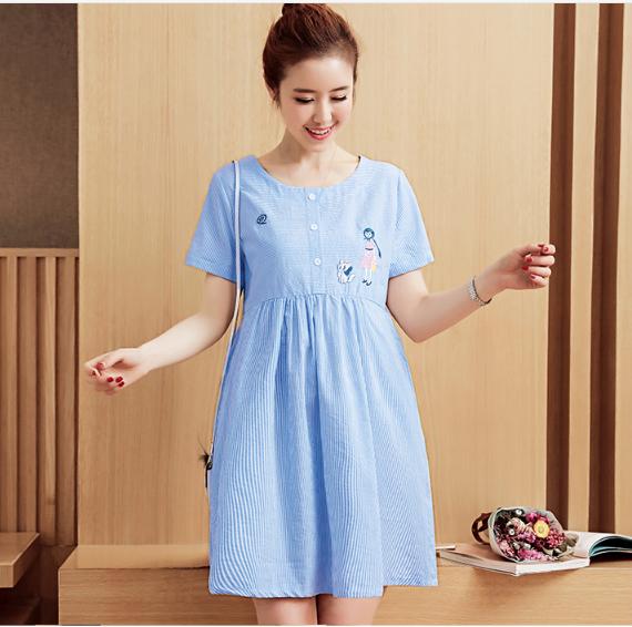 Đầm bầu công sở sọc thêu búp bê