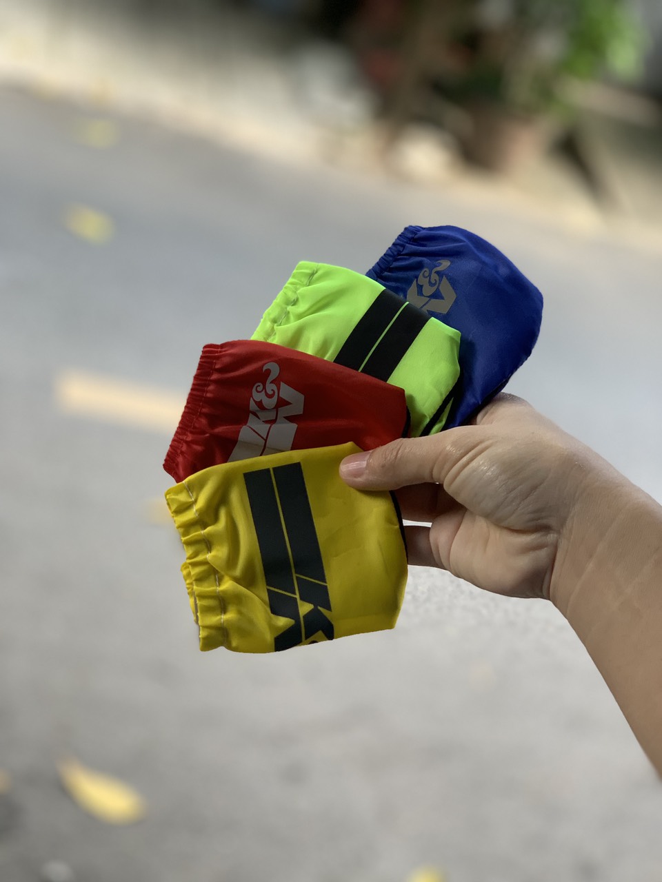 [HCM]ÁO MƯA CHỐNG NƯỚC CHO BÁNH Ú XE MÁY