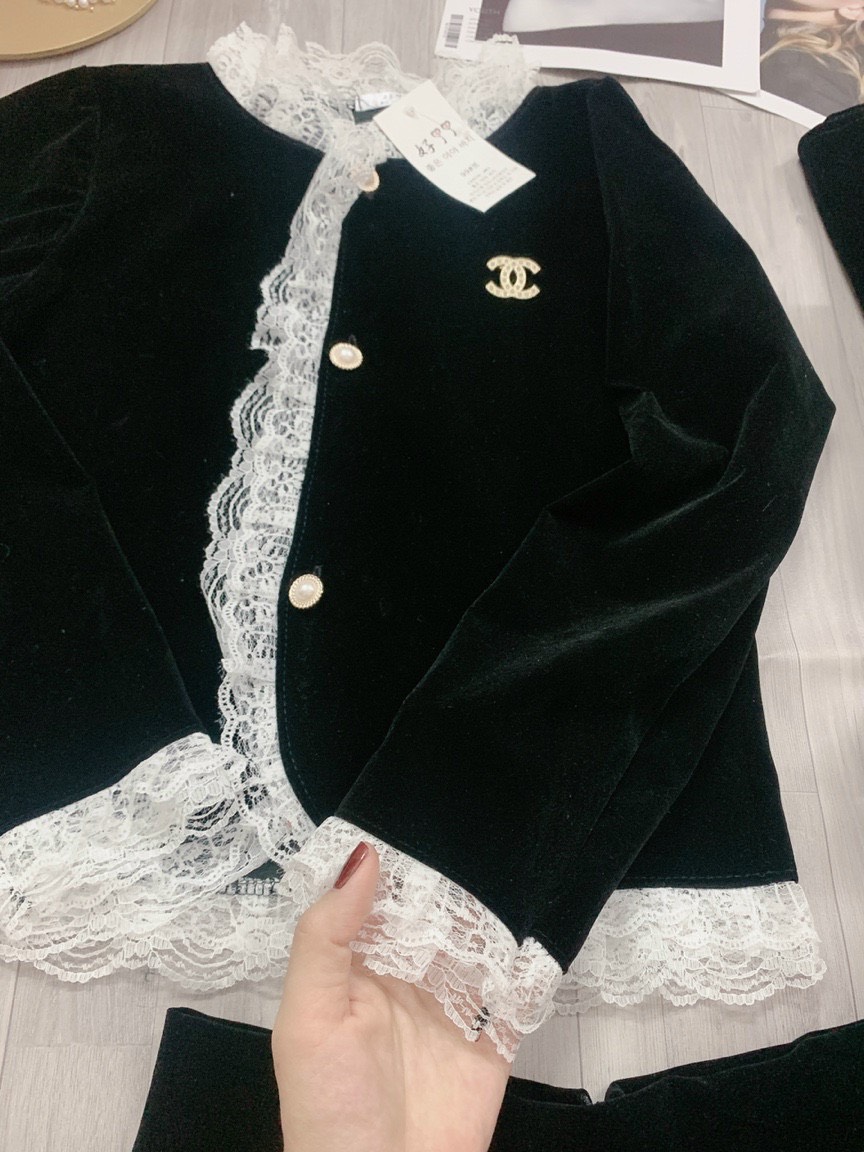 Sét váy nhung ren sang chảnh-10C5T