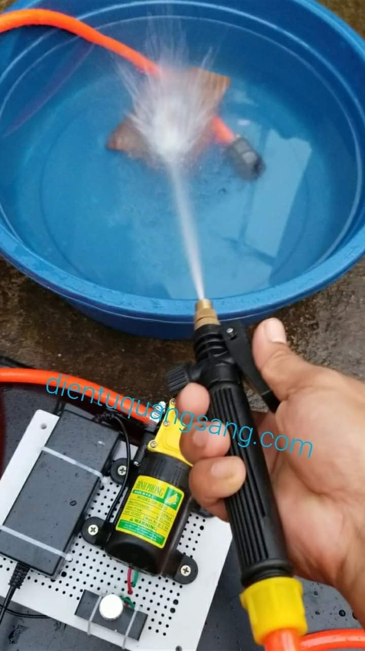Máy bơm nước mini 12v-(bơm tăng áp, bơm phun sương,máy rửa xe)