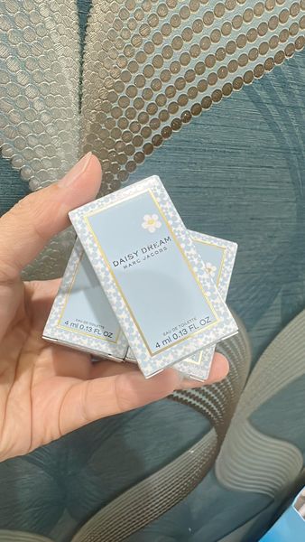 Nước hoa Daisy Dream Marc Jacobs EDT - LAMII BEAUTY