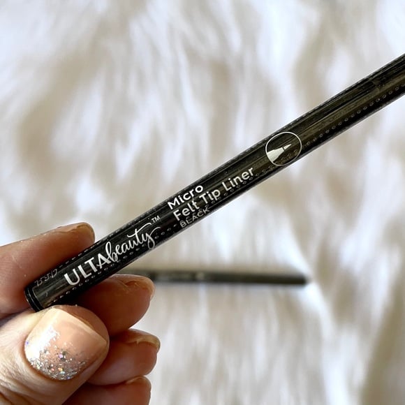 [HCM]Bút lông kẻ mắt Ulta Micro Felt Tip Liner