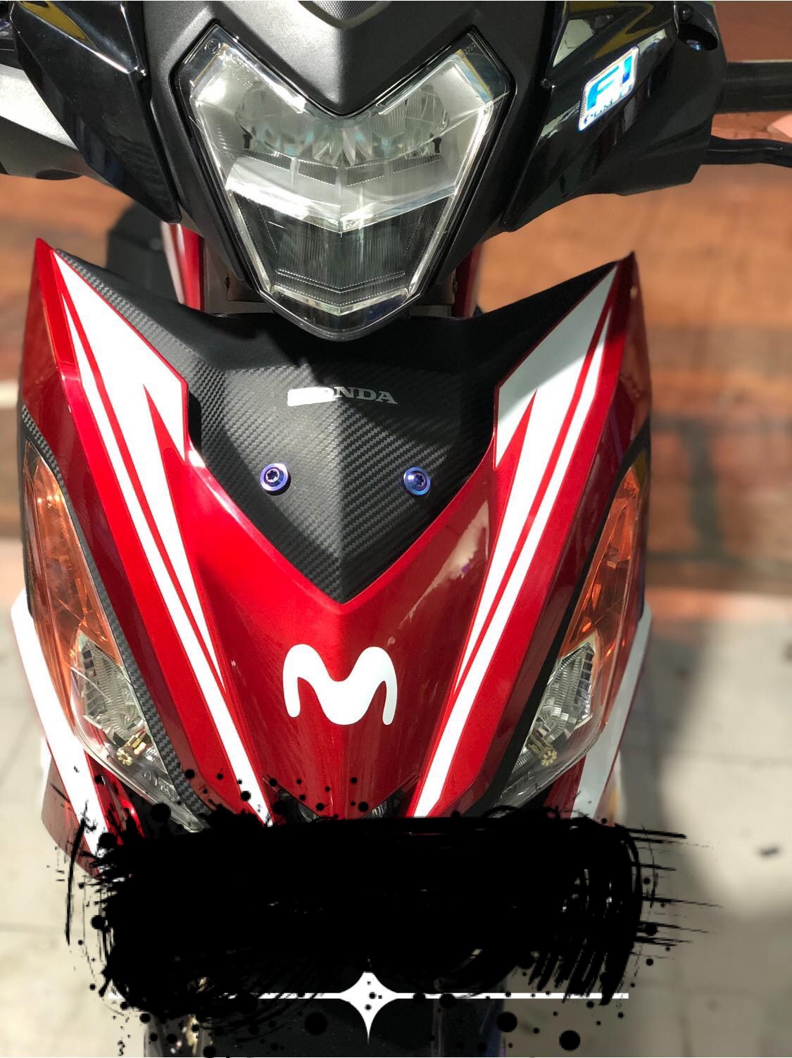 Tem rời winner movistar dán xe đỏ