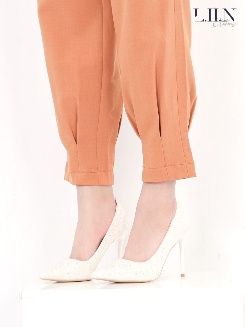 Quần baggy form chuẩn màu Cam bo gấu LIIN Clothing Q3288