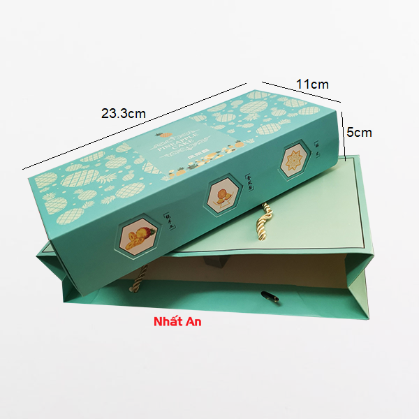 HỘP BÁNH DỨA XANH VIỀN ĐEN