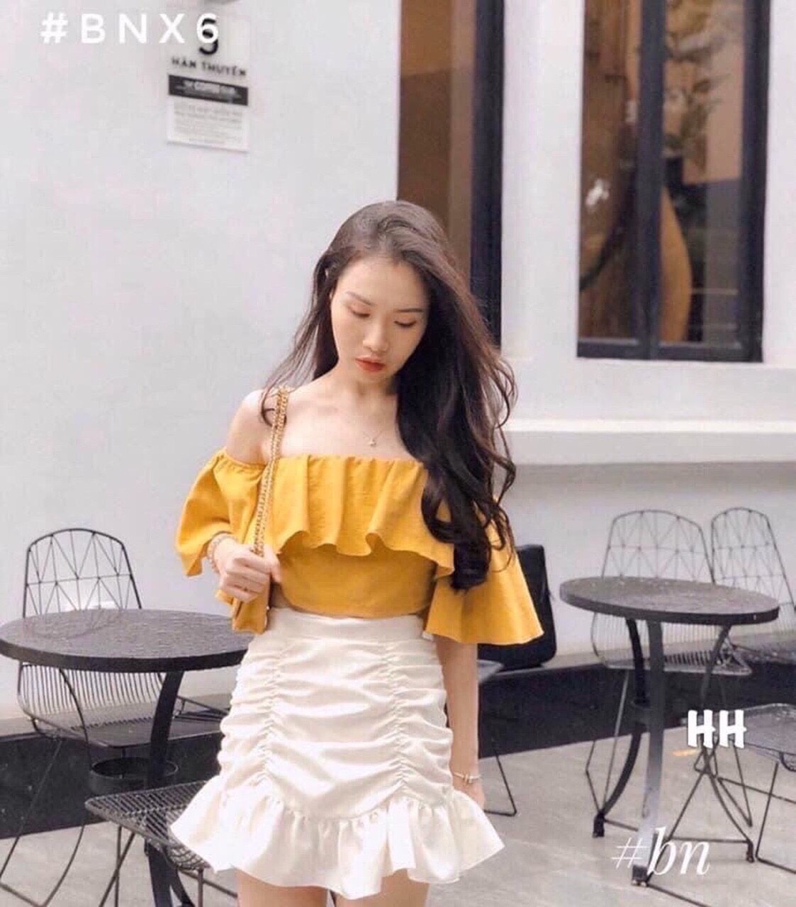 [HCM]Set áo bẹt vai chân váy dúng (Ảnh thật shop chụp)