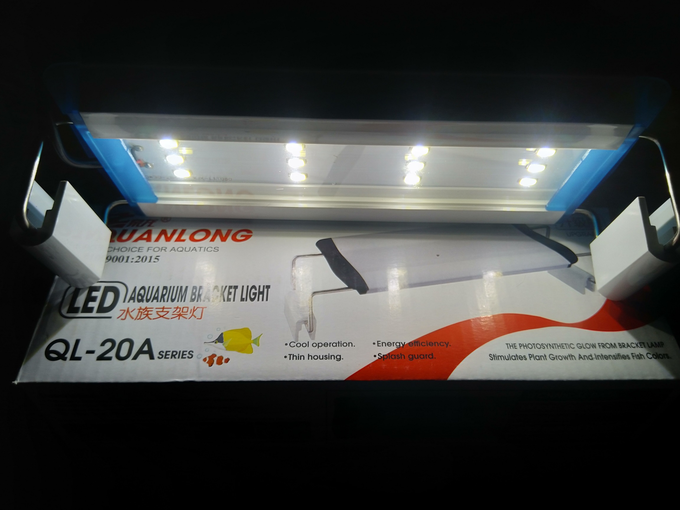 Đèn Led trắng và màu QUANLONG 20cm dùng cho hồ cá.