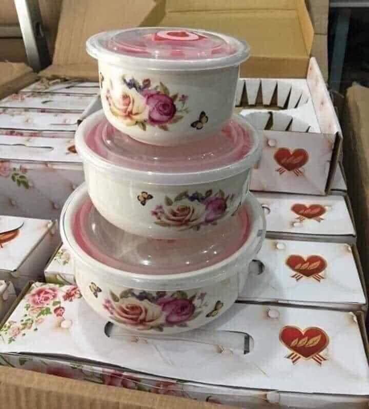 BỘ 3 BÁT SỨ CÓ NẮP HÚT CHÂN KHÔNG
