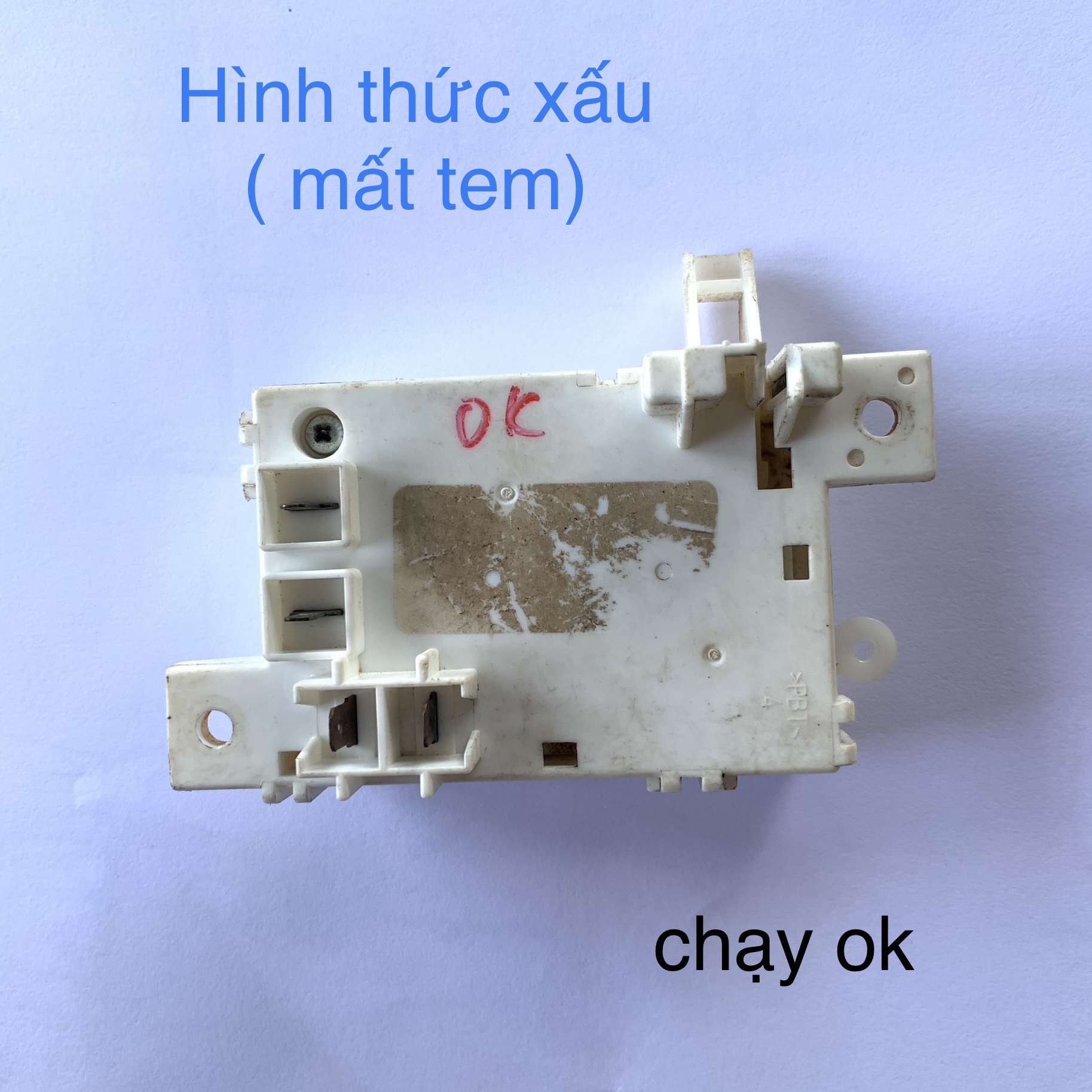 Khoá cửa máy giặt Toshiba A800-E920 ( hãng tháo máy )