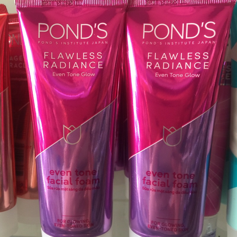 Sữa Rửa Mặt Pond's Trắng Da Cao Cấp 100g