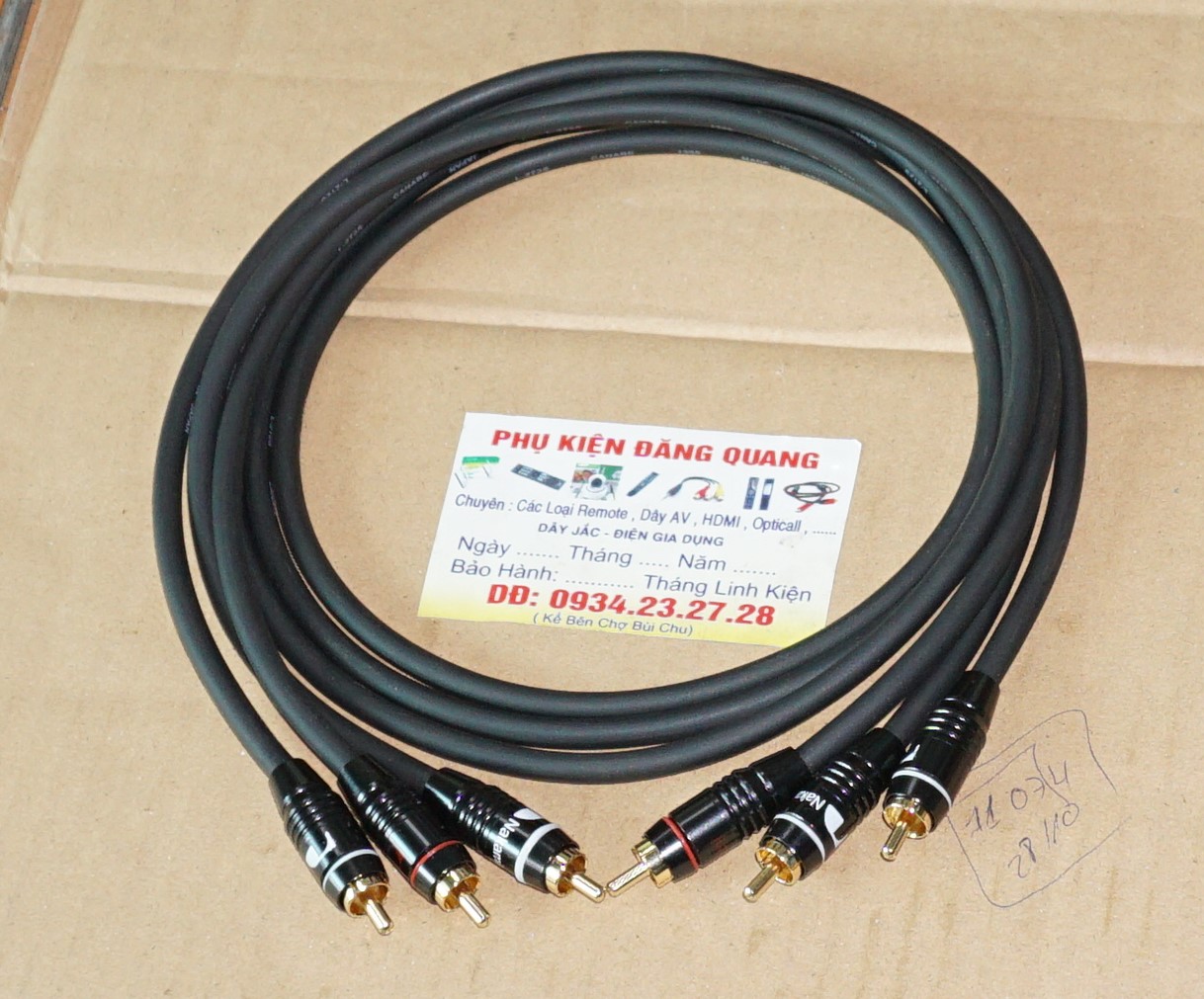3 sợi dây av canarae , jack nakamichi dài 1m
