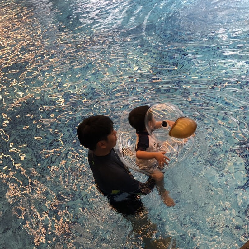 PHAO BƠI VỊT TRONG SUỐT