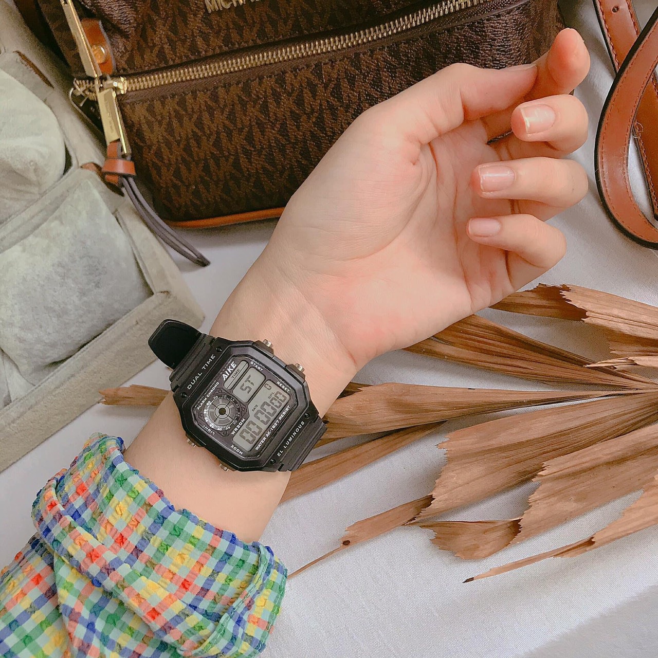 [MUA 2 GIẢM 5%][HCM]Đồng hồ đeo tay Aike dual time thể thao