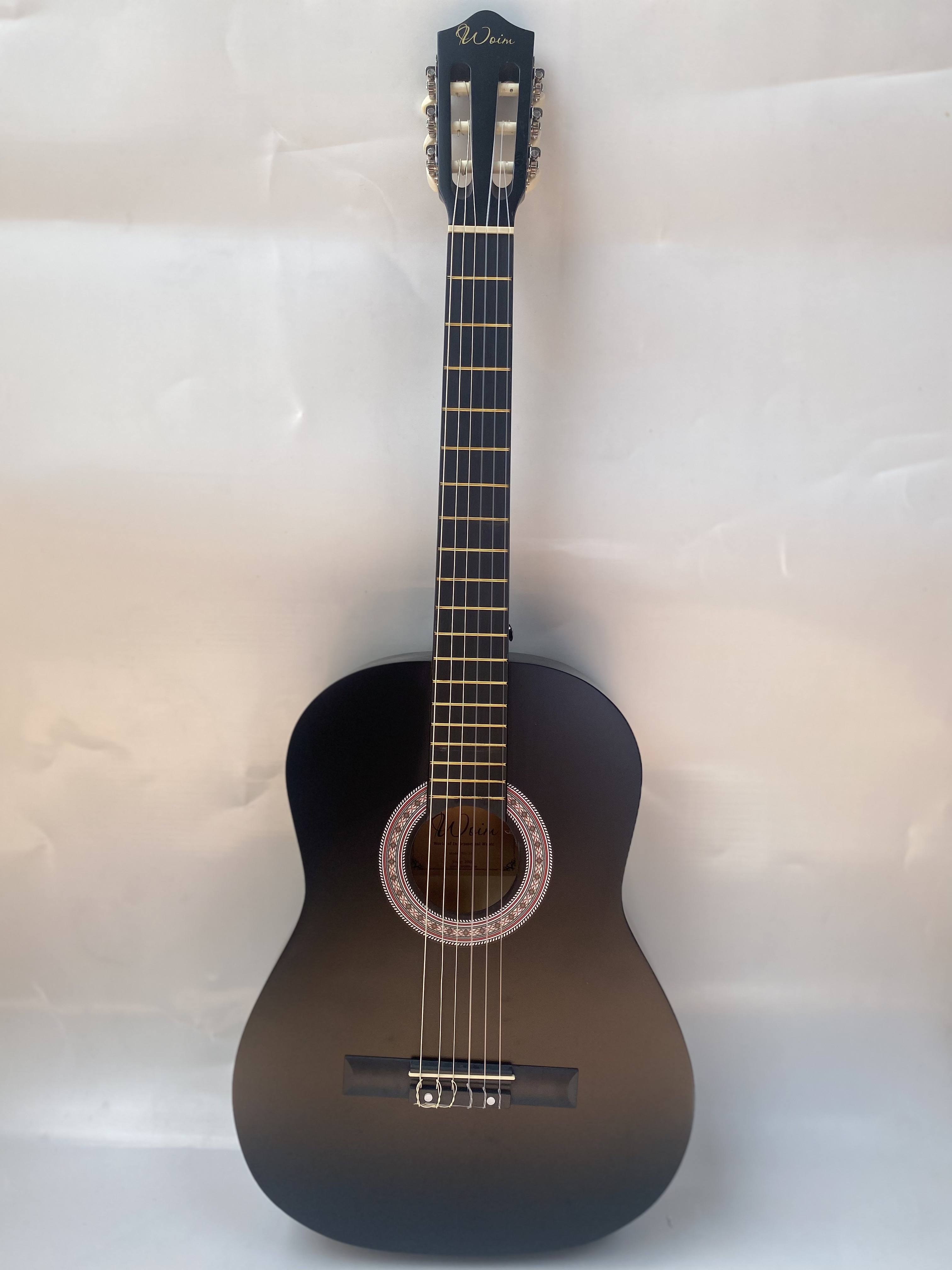 Đàn Guitar dáng D đủ màu sắc giá rẻ.