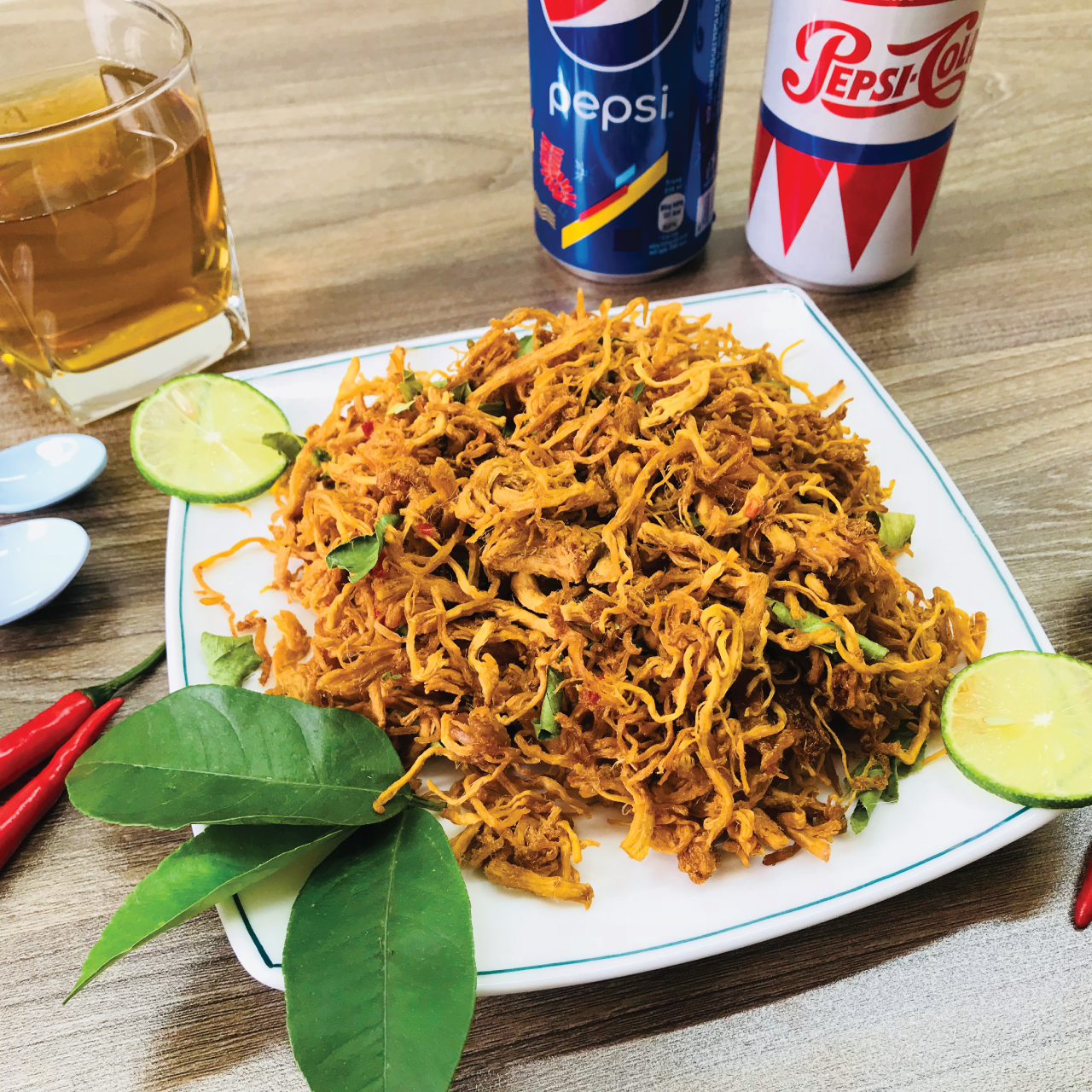 KHÔ GÀ LÁ CHANH C&B HỘP 100G