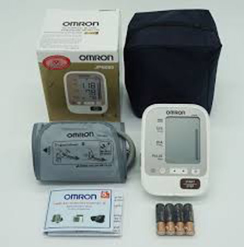 Máy đo huyết áp bắp tay omron jpn600