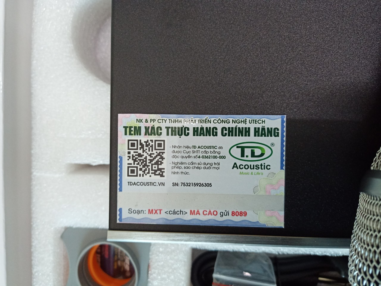Micro không dây TD Acoustic M-18 hàng hãng