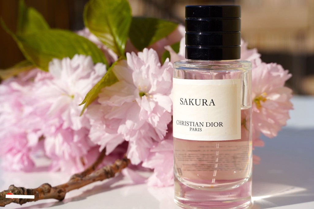 Sakura - Chiết 10ml nước hoa Dior Privee