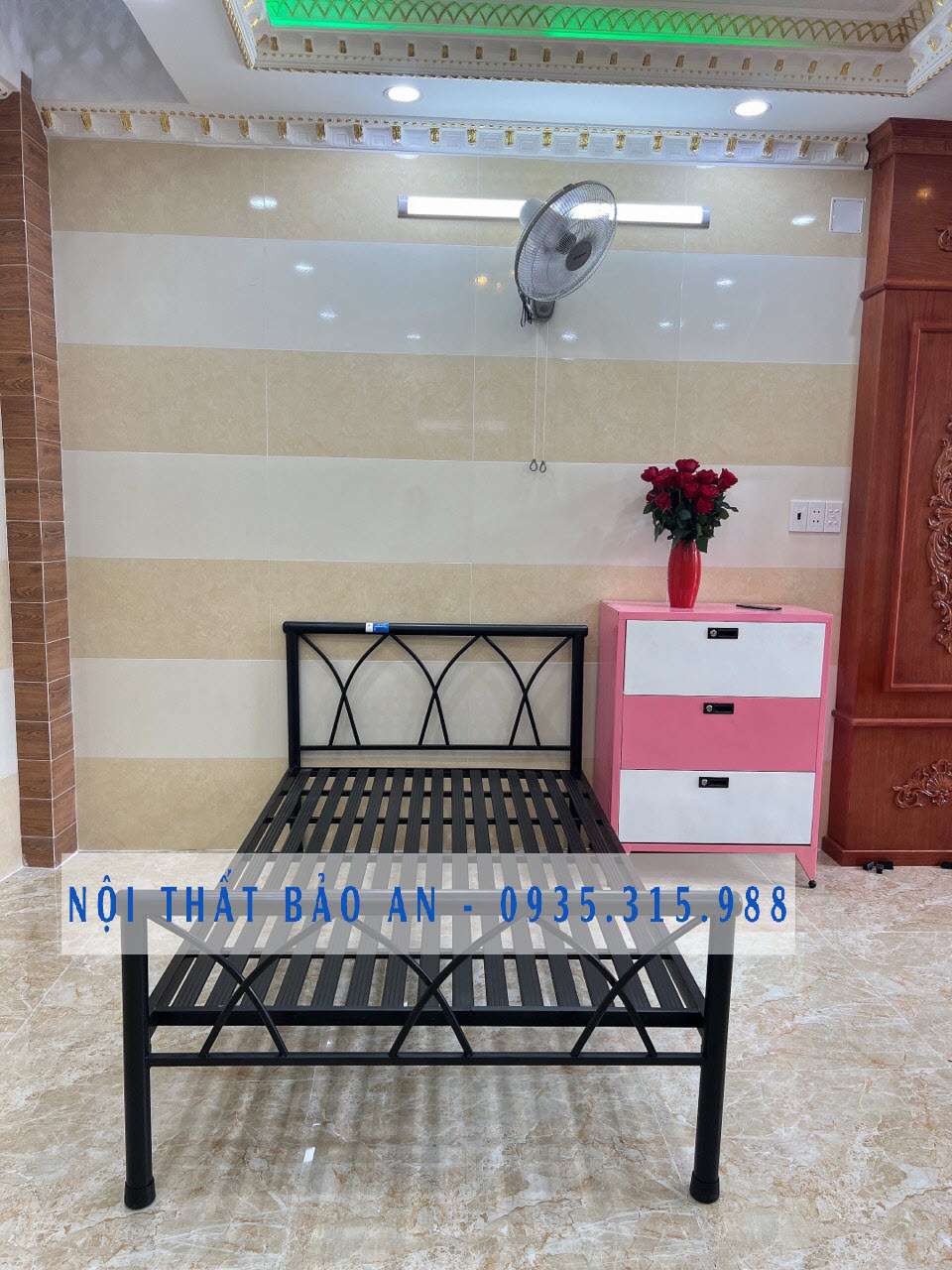 Giường sắt tròn cao cấp đen CHÉO 1mx2m