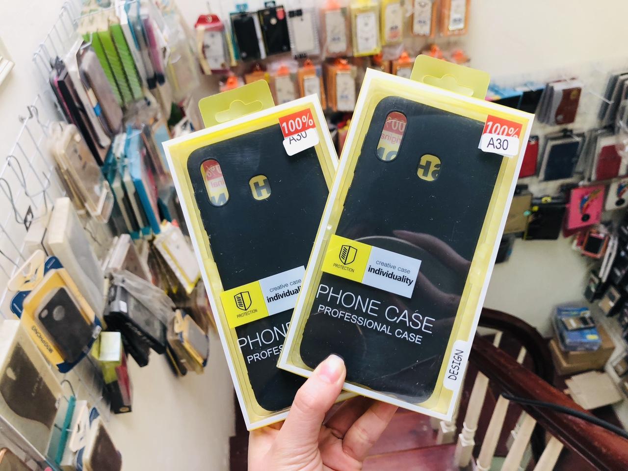 Ốp lưng Samsung Galaxy A30 silicon dẻo đen cao cấp