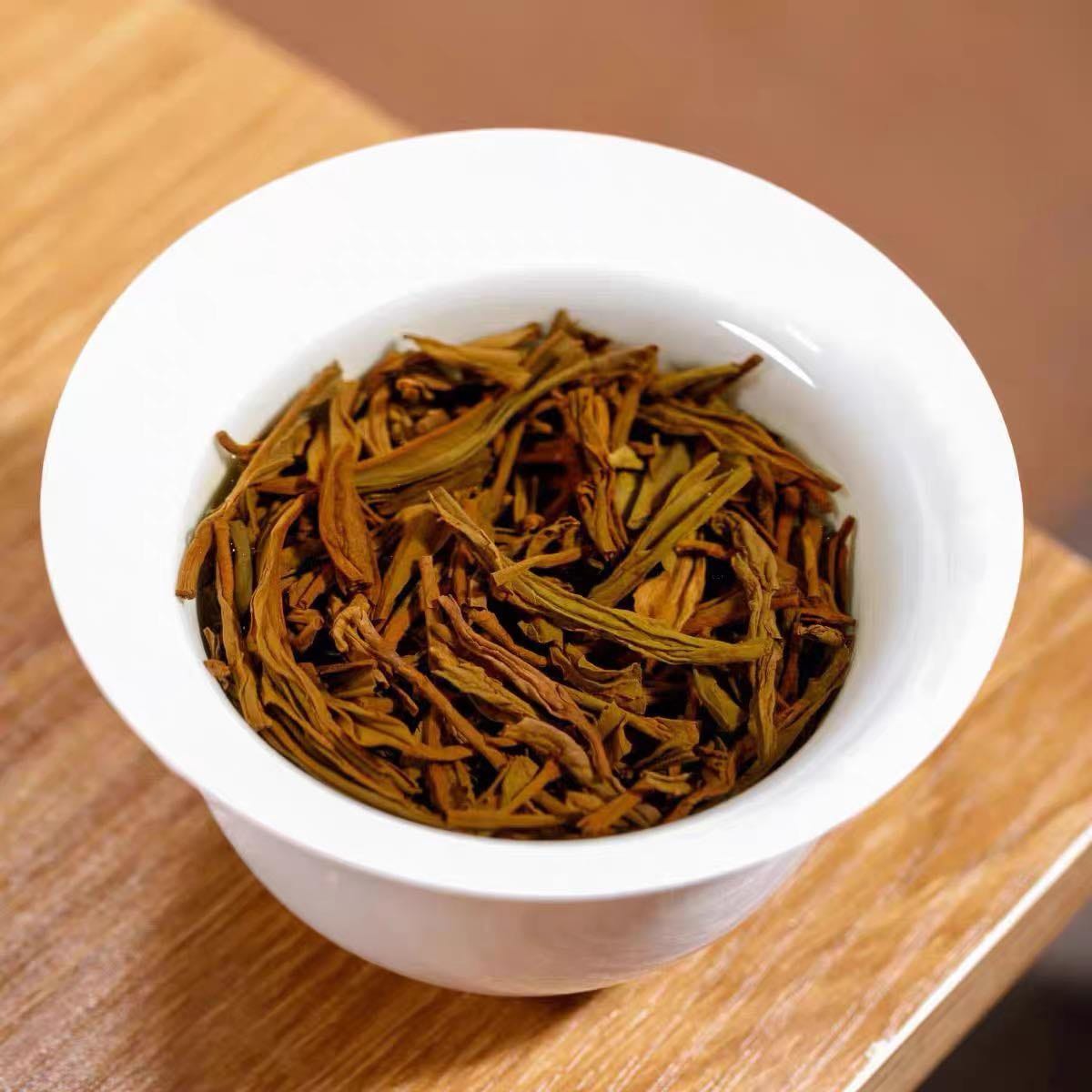 Trà Nhục Quế ( hộp 18 gói nhỏ )